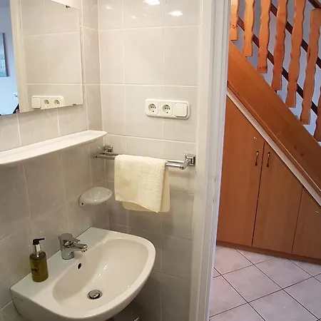 Rozsa Street Lucy Apartment Heviz